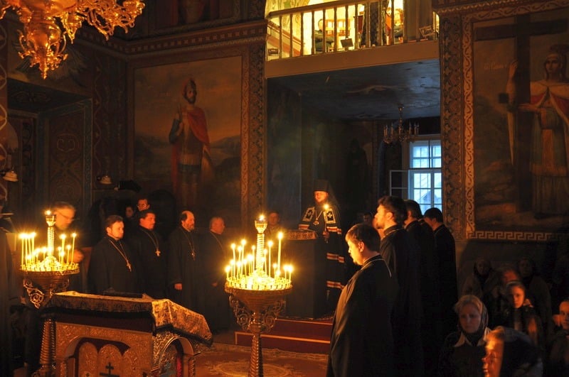 Епископ Боярский Феодосий совершил чтение Великого покаянного канона в сослужении духовенства Подольского района столицы