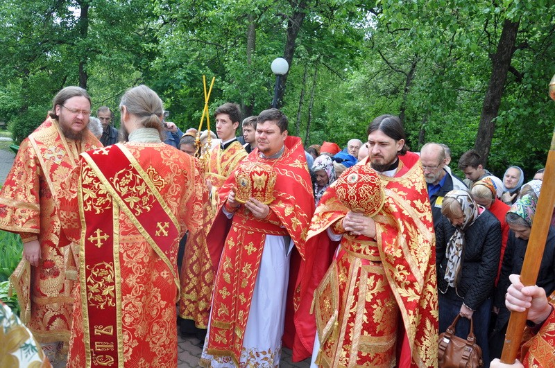 Епископ Боярский Феодосий совершил Литургию в Свято-Георгиевском храме при госпитале МВД в г.Киеве