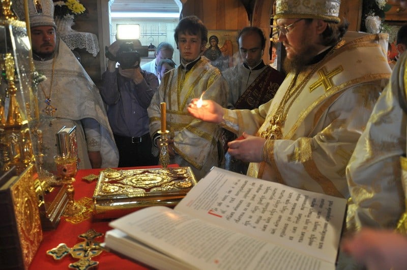 Епископ Боярский Феодосий совершил Великое освящение храма на Лесном кладбище г.Киева