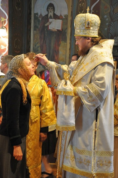 Епископ Боярский Феодосий совершил всенощное бдение Недели 1-й по Пятидесятнице