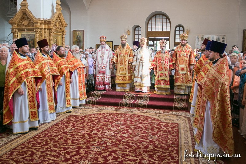 Єпископ Боярський Феодосій співслужив Місцеблюстителю Київської митрополичої кафедри в день престольного свята Пантелеімонівського монастиря у Феофанії