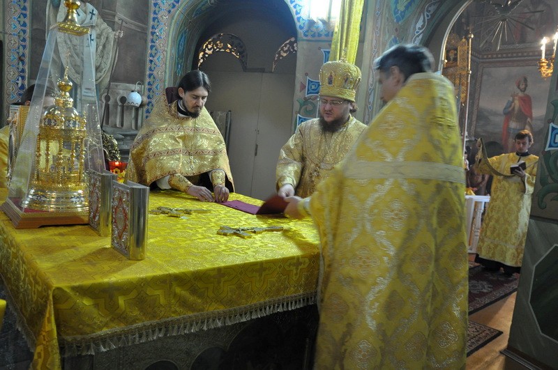 Епископ Боярский Феодосий совершил Литургию в Неделю 17-ю по Пятидесятнице