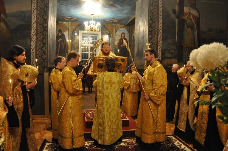 Епископ Боярский Феодосий совершил всенощное бдение накануне Недели 24-й по Пятидесятнице