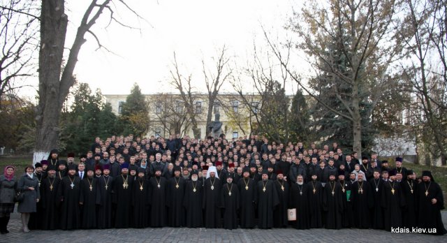 Управляющий Северным викариатством столицы принял участие в годичном акте Киевских духовных школ