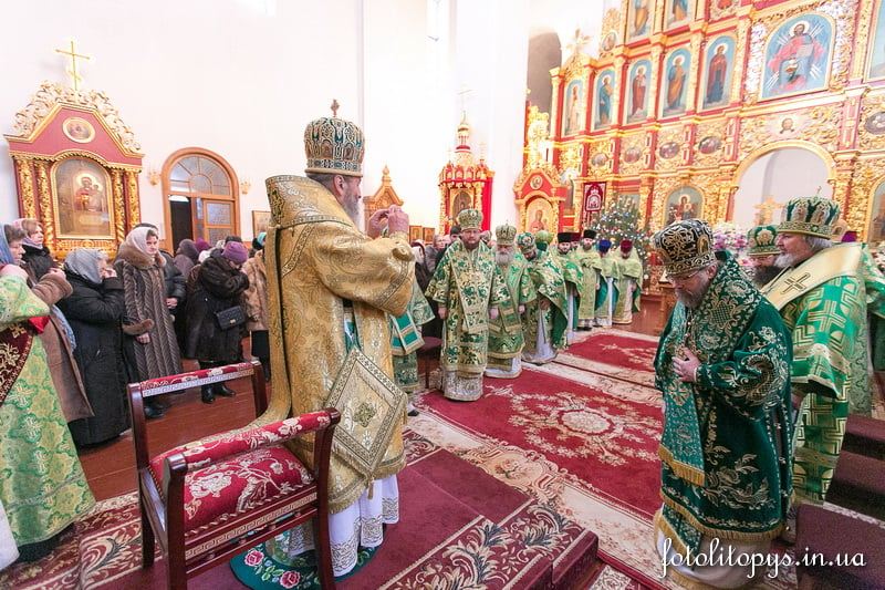 Епископ Боярский Феодосий сослужил Предстоятелю УПЦ в Пантелеимоновском монастыре Киева