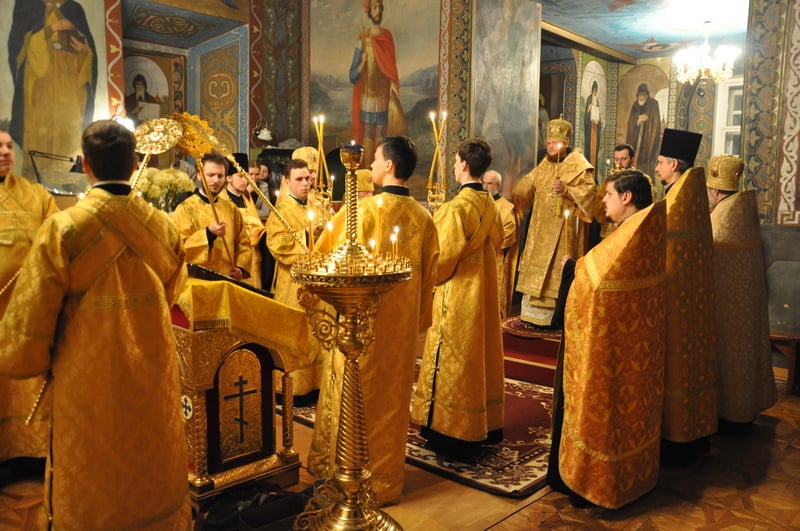 Епископ Боярский Феодосий совершил всенощное бдение накануне Недели о блудном сыне