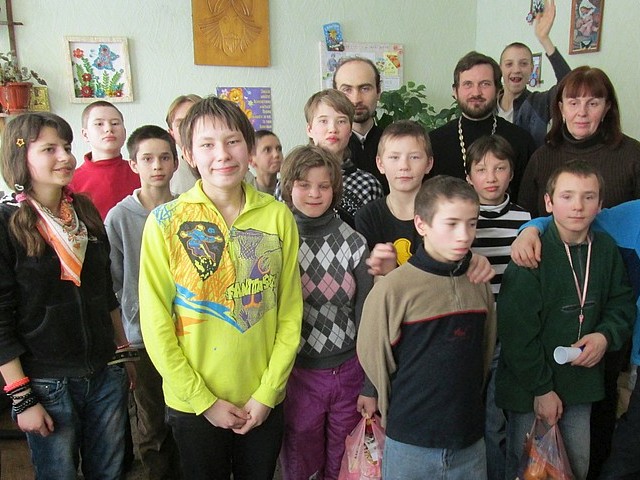 Відбулася чергова спільна поїздка волонтерів на чолі зі священиками Києва у школу-інтернат