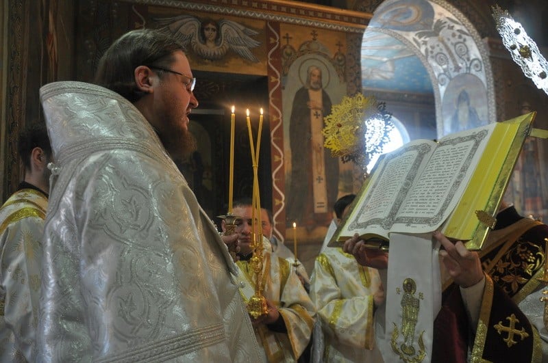Епископ Боярский Феодосий совершил всенощное бдение накануне праздника Вознесения Господня
