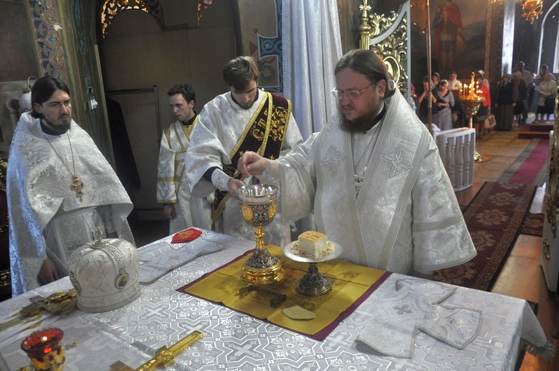 Епископ Боярский Феодосий совершил Литургию в день праздника Вознесения Господня