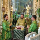 Єпископ Боярський Феодосій звершив святкове богослужіння в День Святої Трійці