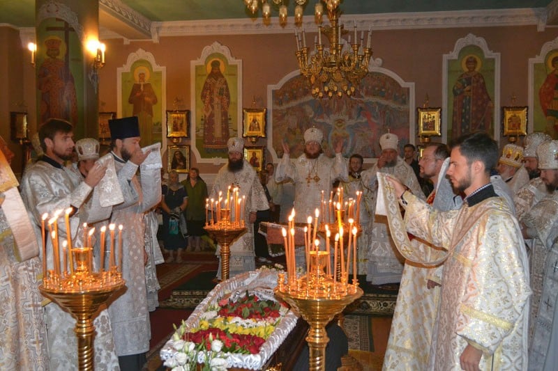 Єпископ Боярський Феодосій очолив відспівування новопреставленного ієрея Романа Ніколаєва