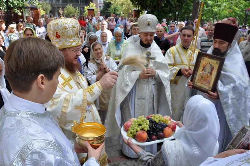 У день престольного свята єпископ Боярський Феодосій очолив Божественну літургію в храмі при управлінні Державної Пенітенціарної служби України