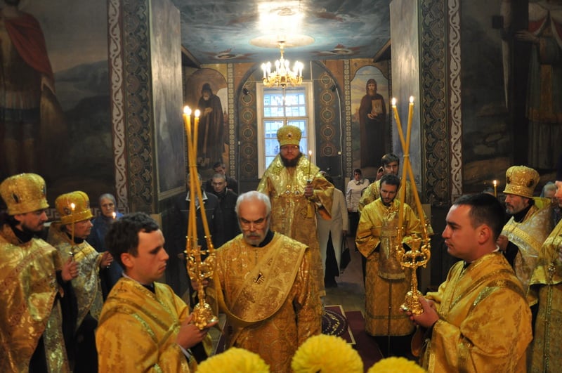 Епископ Боярский Феодосий совершил всенощное бдение накануне Недели 19-й по Пятидесятнице