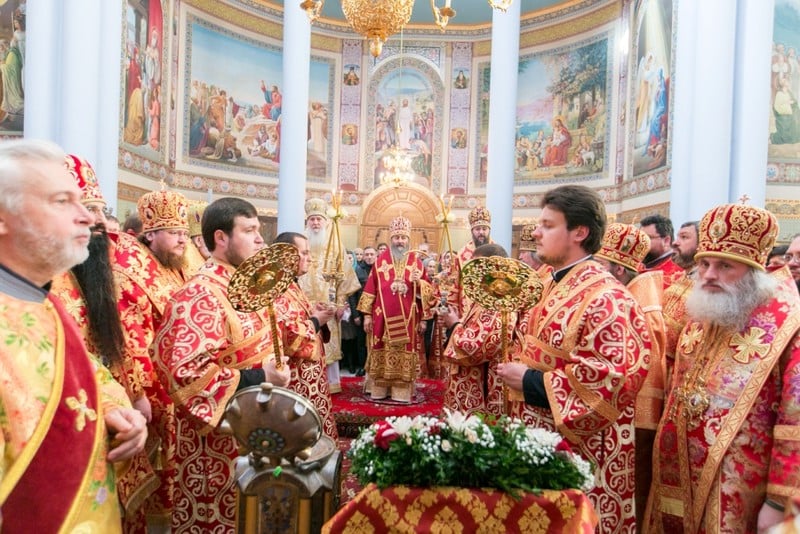 Епископ Боярский Феодосий сослужил Предстоятелю УПЦ в день священномученика Климента Римского