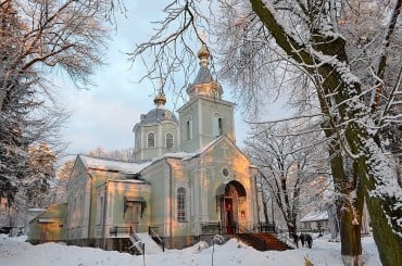 Храм прп. Серафима Саровского в Пуще-Водице