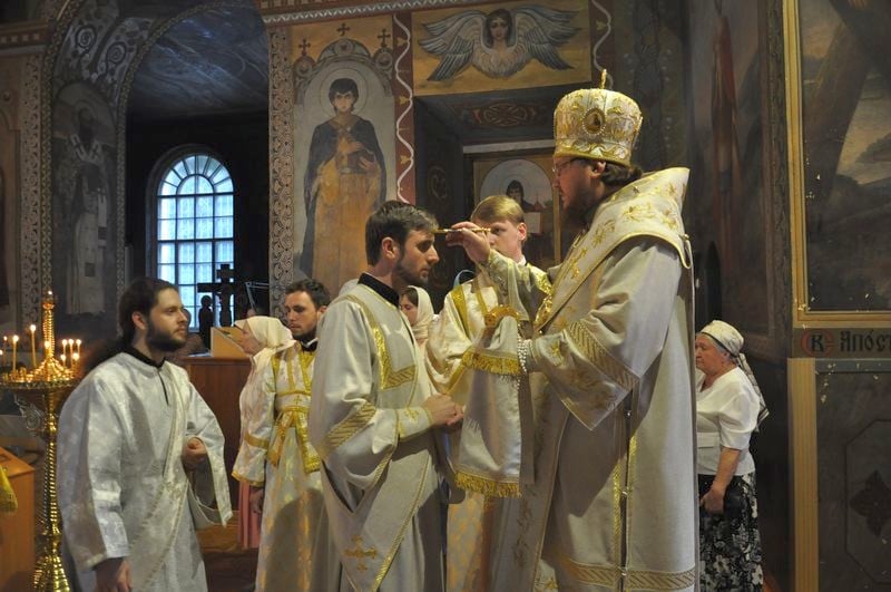Епископ Боярский Феодосий совершил всенощное бдение накануне праздника Рождества Иоанна Крестителя