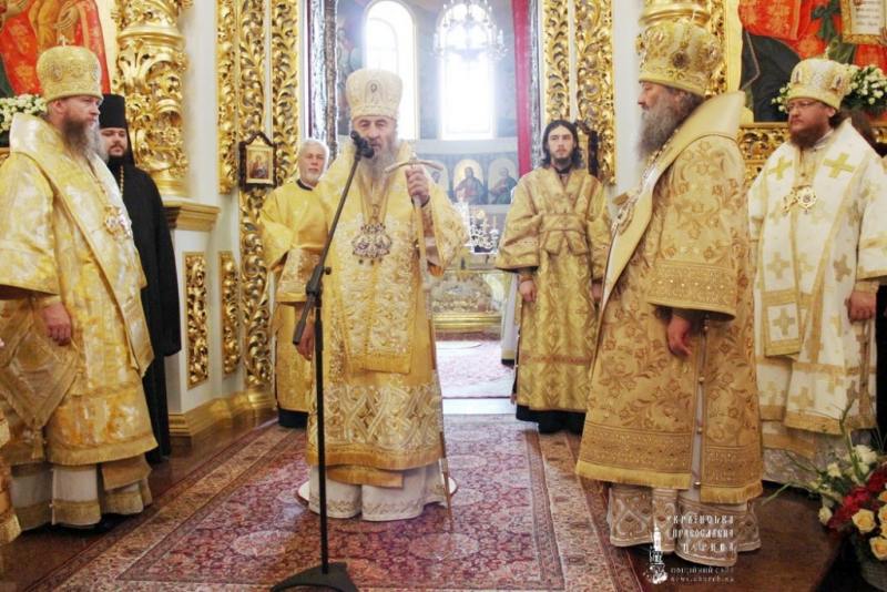 В день пам’яті апп.Петра і Павла єпископ Боярський Феодосій співслужив Предстоятелю у Києво-Печерській Лаврі