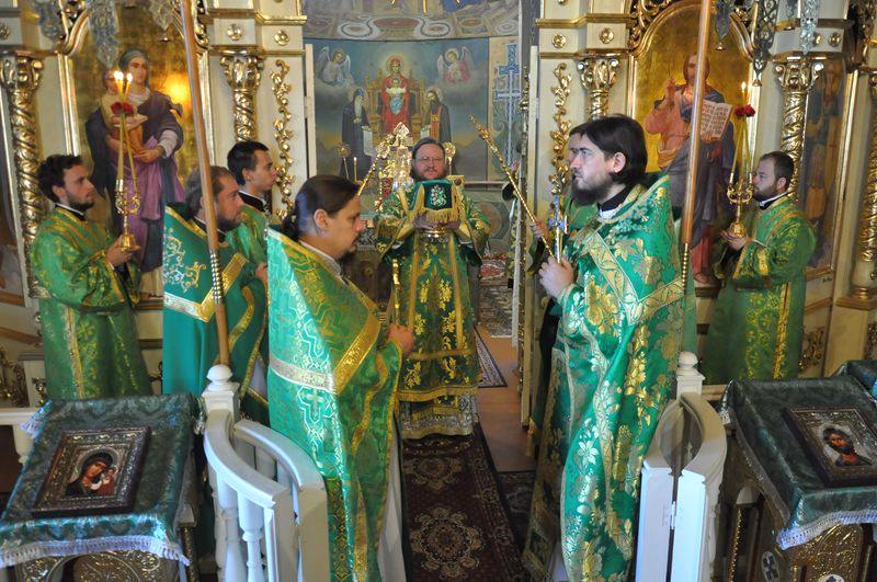 Єпископ Боярський Феодосій звершив Літургію в день пам’яті перенесення мощей преподобного Феодосія Києво-Печерського