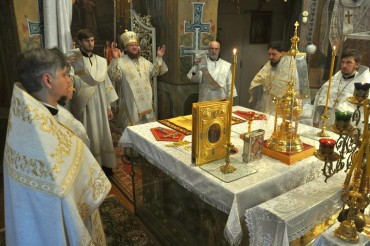 Епископ Боярский Феодосий совершил Литургию в Неделю 9-ю по Пятидесятнице