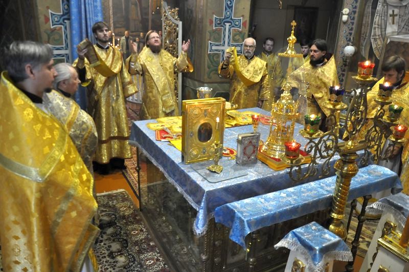 Епископ Боярский Феодосий совершил Литургию в Неделю 14-ю по Пятидесятнице