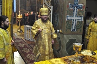 Епископ Боярский Феодосий совершил Литургию в Неделю 23-ю по Пятидесятнице