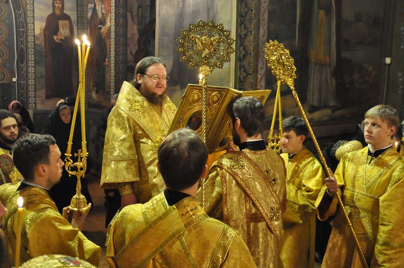 Епископ Боярский Феодосий совершил всенощное бдение накануне Недели 21-й по Пятидесятнице