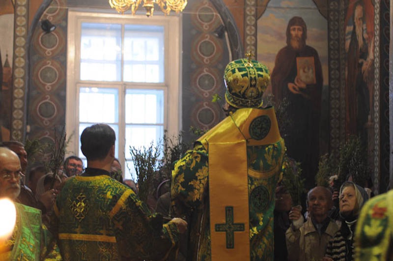 Єпископ Боярський Феодосій звершив всенічне бдіння напередодні Вербної неділі