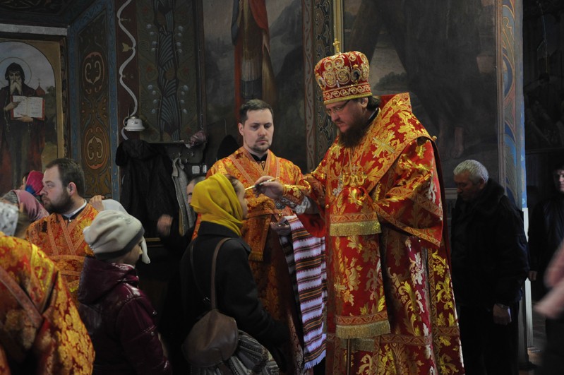 Єпископ Боярський Феодосій звершив всенічне бдіння Неділі 2-ї після Пасхи, апостола Фоми
