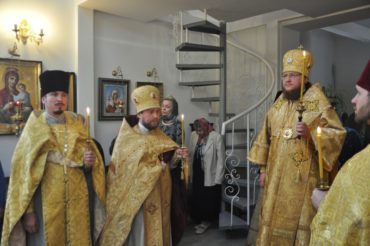 Єпископ Боярський Феодосій звершив всенічне бдіння напередодні дня пам’яті святителя Миколая Чудотворця