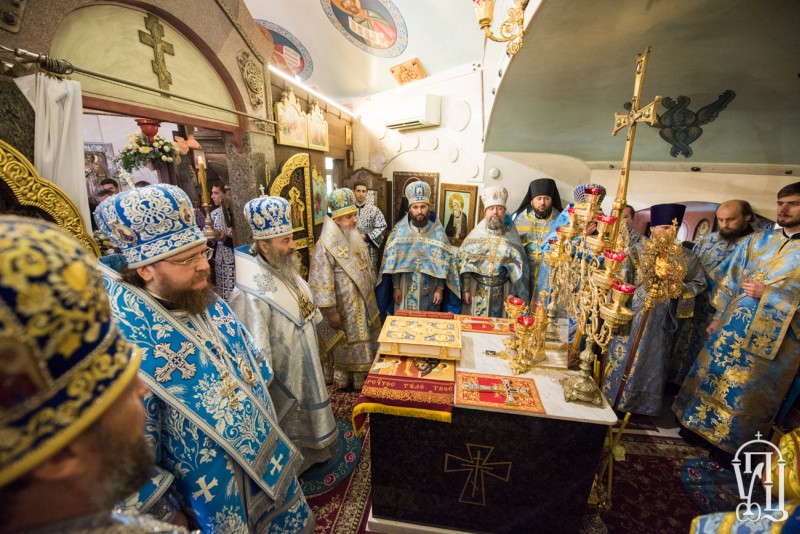 Єпископ Боярський Феодосій співслужив Предстоятелю за богослужінням з чином прославлення чудотворної ікони в Десятинному монастирі столиці (+BІДEO)