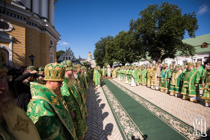 Епископ Боярский Феодосий сослужил Предстоятелю УПЦ в день памяти его небесного покровителя (+ВИДЕО)