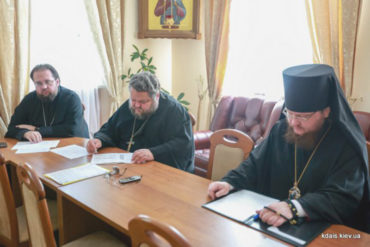 Епископ Боярский Феодосий принял участие в заседании Ученого совета КДАиС и комиссии по защите магистерских работ