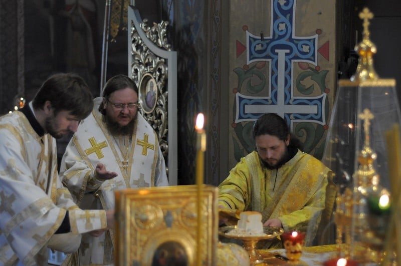 Архиепископ Боярский Феодосий совершил Литургию в Неделю 8-ю по Пятидесятнице