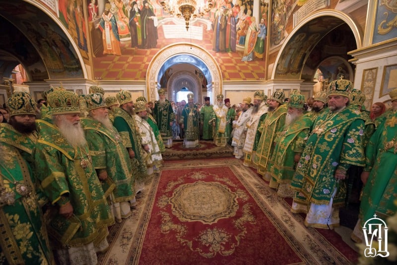 Напередодні Дня пам’яті прп.Антонія Печерського єпископ Феодосій співслужив на всенічному бдінні Предстоятелю УПЦ