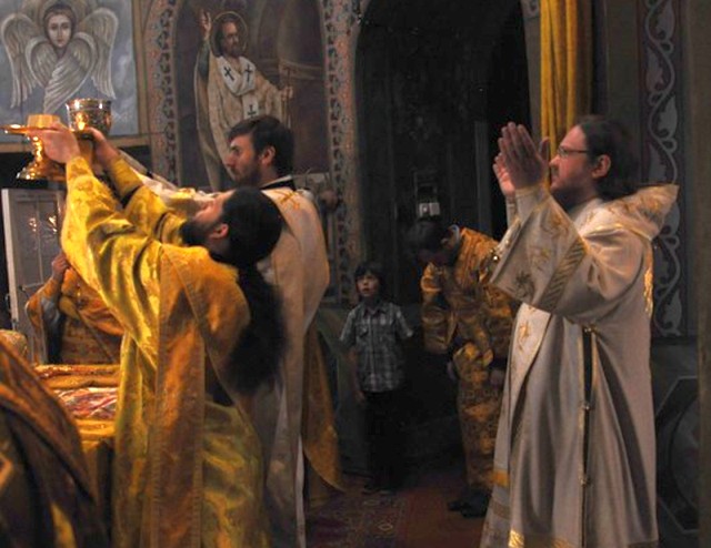 Епископ Боярский Феодосий совершил Литургию в Неделю 4-ю по Пятидесятнице