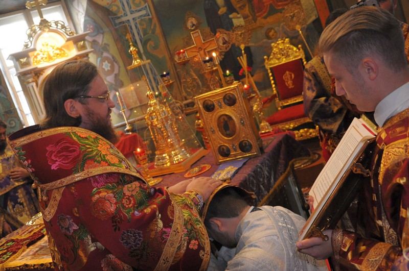 Приход Крестовоздвиженского храма на Подоле в г.Киеве отметил престольный праздник