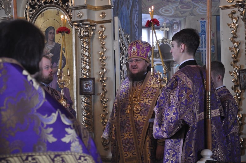 Архієпископ Боярський Феодосій звершив Літургію в Неділю 3-ю Великого посту