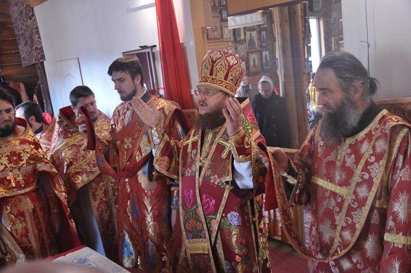 Відбулася соборна пасхальна Літургія духовенства Подільського району столиці