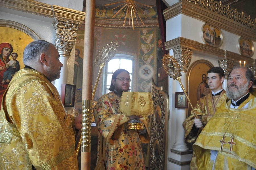 Архієпископ Феодосій звершив Літургію у Неділю 21-у після П’ятидесятниці