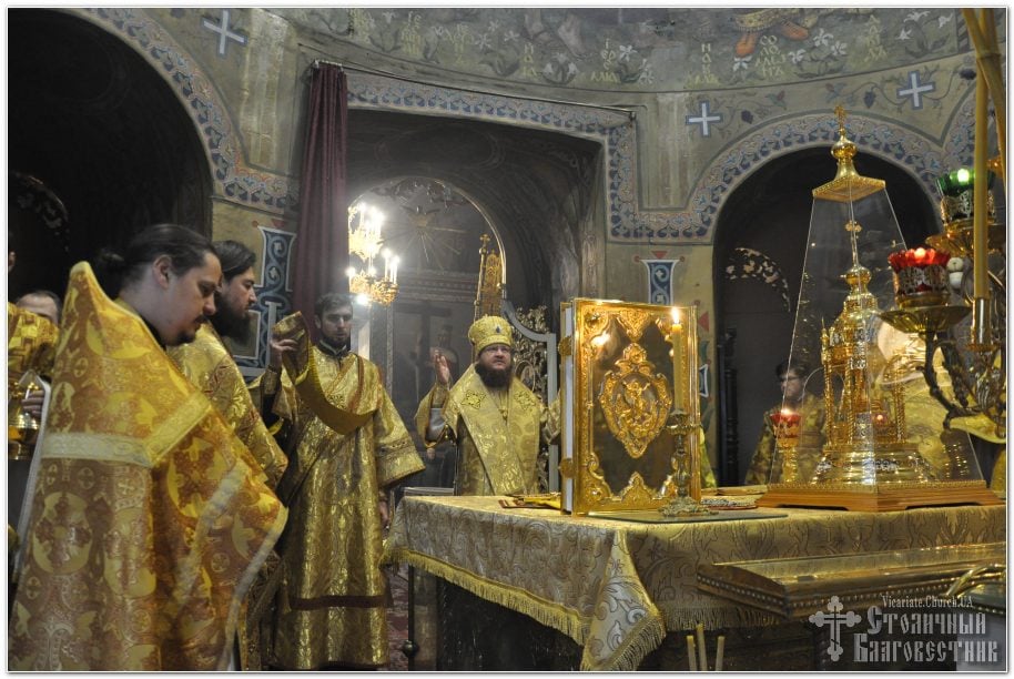 Архиепископ Феодосий совершил Литургию в Неделю 24-ю по Пятидесятнице
