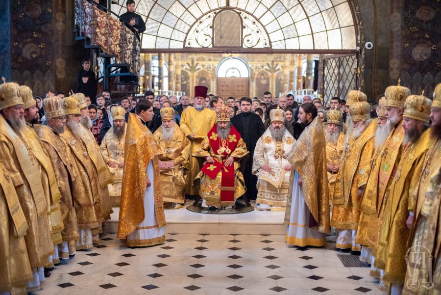 У день святкування 28-річчя з дня архієрейської хіротонії Предстоятеля УПЦ архієпископ Феодосій співслужив Блаженнішому митрополиту Онуфрію в Києво-Печерській лаврі (+ВІДЕО)