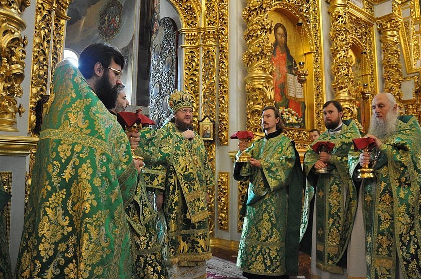 Архієпископ Феодосій молитовно відзначив День тезоіменитства в Києво-Печерській Лаврі (+ВІДЕО)