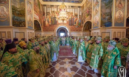 В день памяти прп.Антония Печерского архиепископ Феодосий сослужил Предстоятелю УПЦ в Киево-Печерской Лавре (+ВИДЕО)