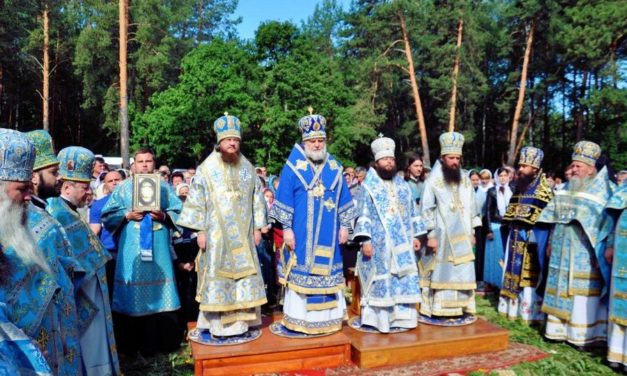 Архієпископ Феодосій взяв участь в урочистостях Конотопської єпархії (+ВІДЕО)