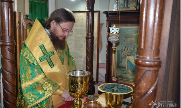 Архієпископ Феодосій молитовно відзначив День тезоіменитства