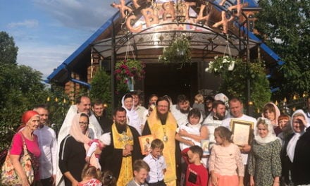 Архієпископ Боярський Феодосій звершив хрещення дитини в сім’ї священика
