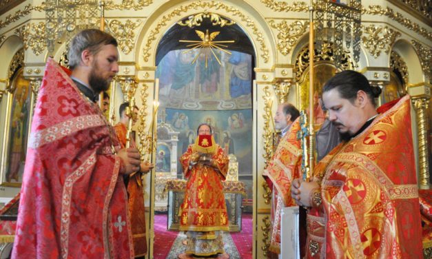 Архиепископ Феодосий совершил Литургию в день памяти Усекновения главы Иоанна Предтечи