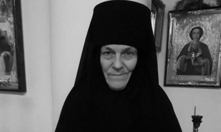 Архиепископ Боярский Феодосий совершил панихиду на могиле новопреставленной монахини Таисии (Тимошенко)
