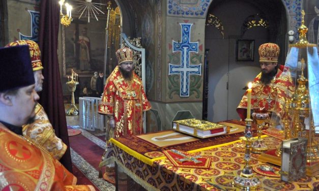 Архиепископ Феодосий совершил Литургию в Неделю 6-ю по Пасхе