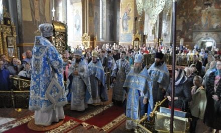 Архиепископ Феодосий возглавил Литургию в день праздника Рождества Богородицы